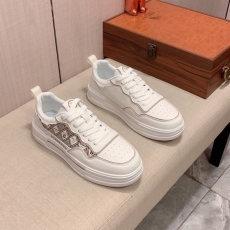 Burberry Low Shoes